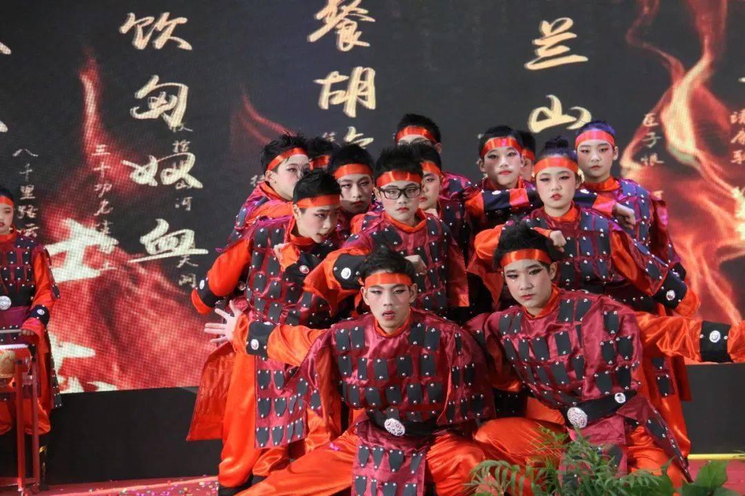 丛林森林逃生